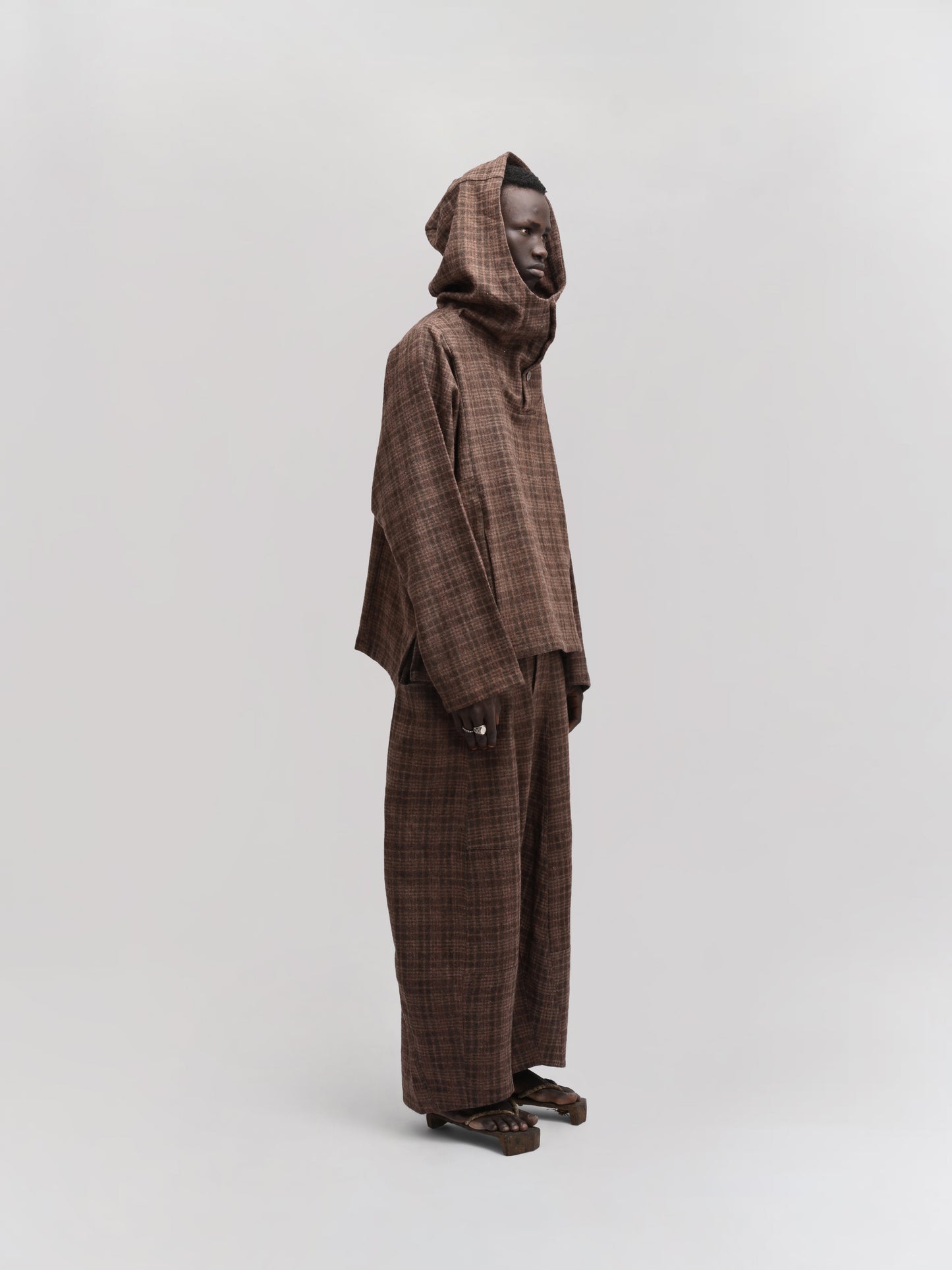 Fisherman Hoodie – Handwoven Sheep Wool – Brown