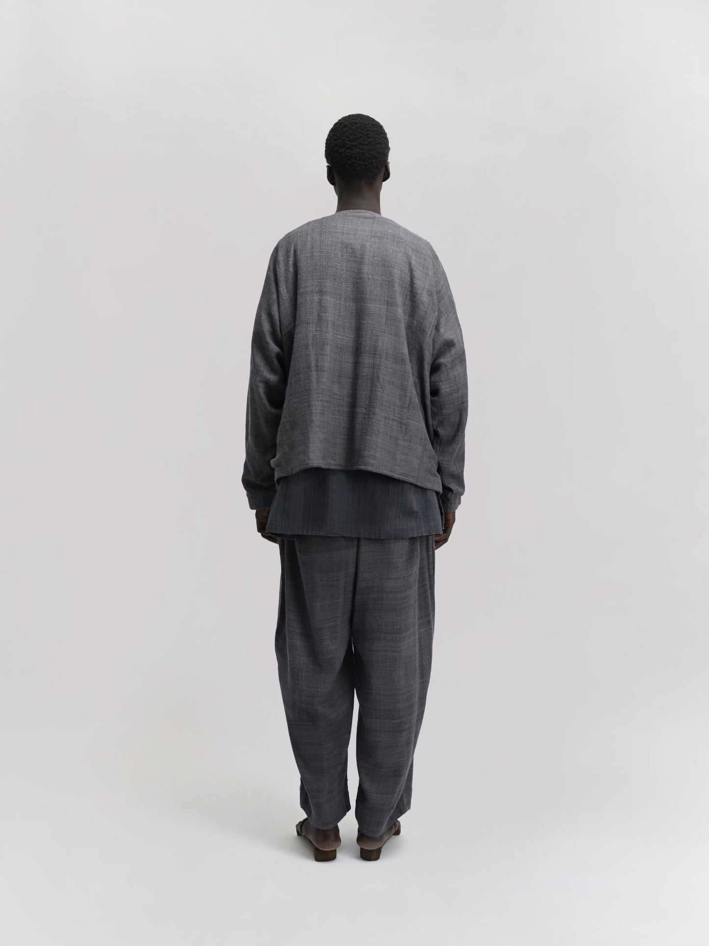 Beekeeper Jacket – Handwoven Eri Silk – Charcoal Grey