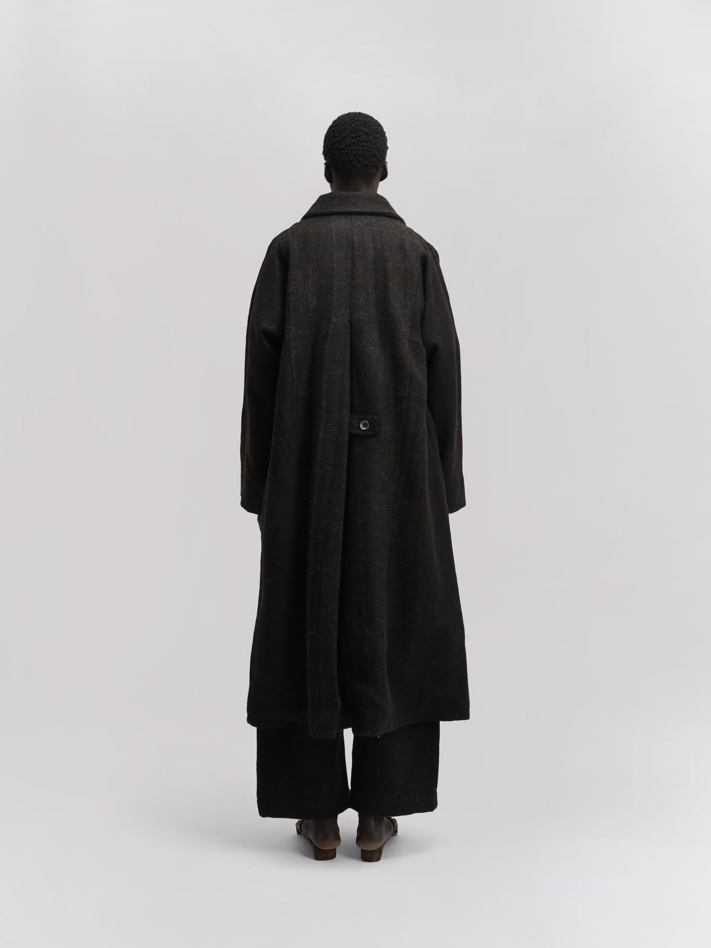 Farmer Coat – Handwoven Yak Wool – Dark Chocolate