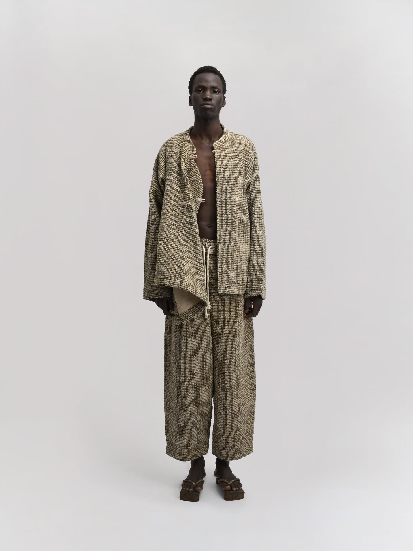 Shepherd Jacket – Handwoven Tweed Wool – Light Beige