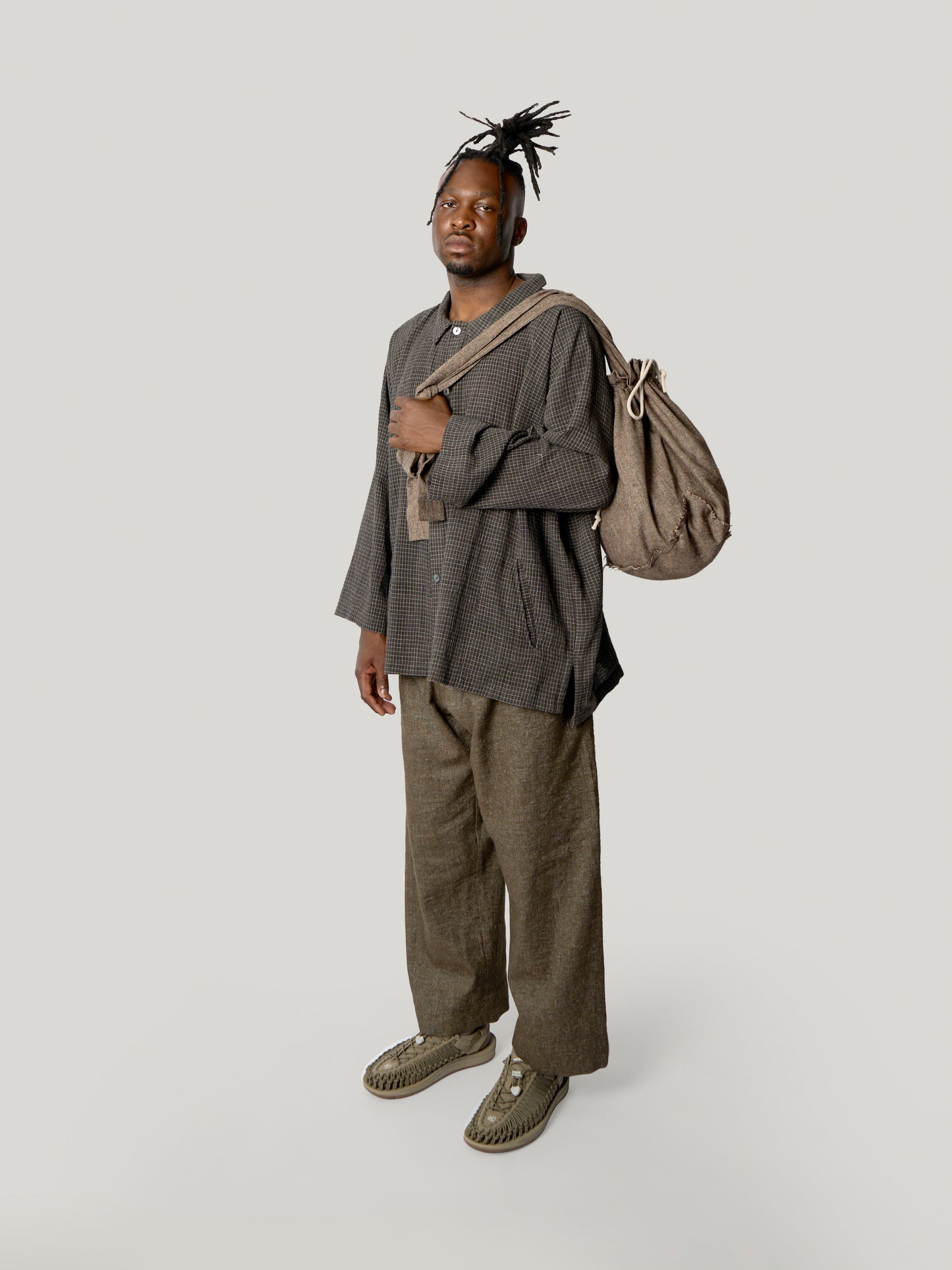 Pear Drop Bag – Antique Herringbone Wool – Brownish Taupe