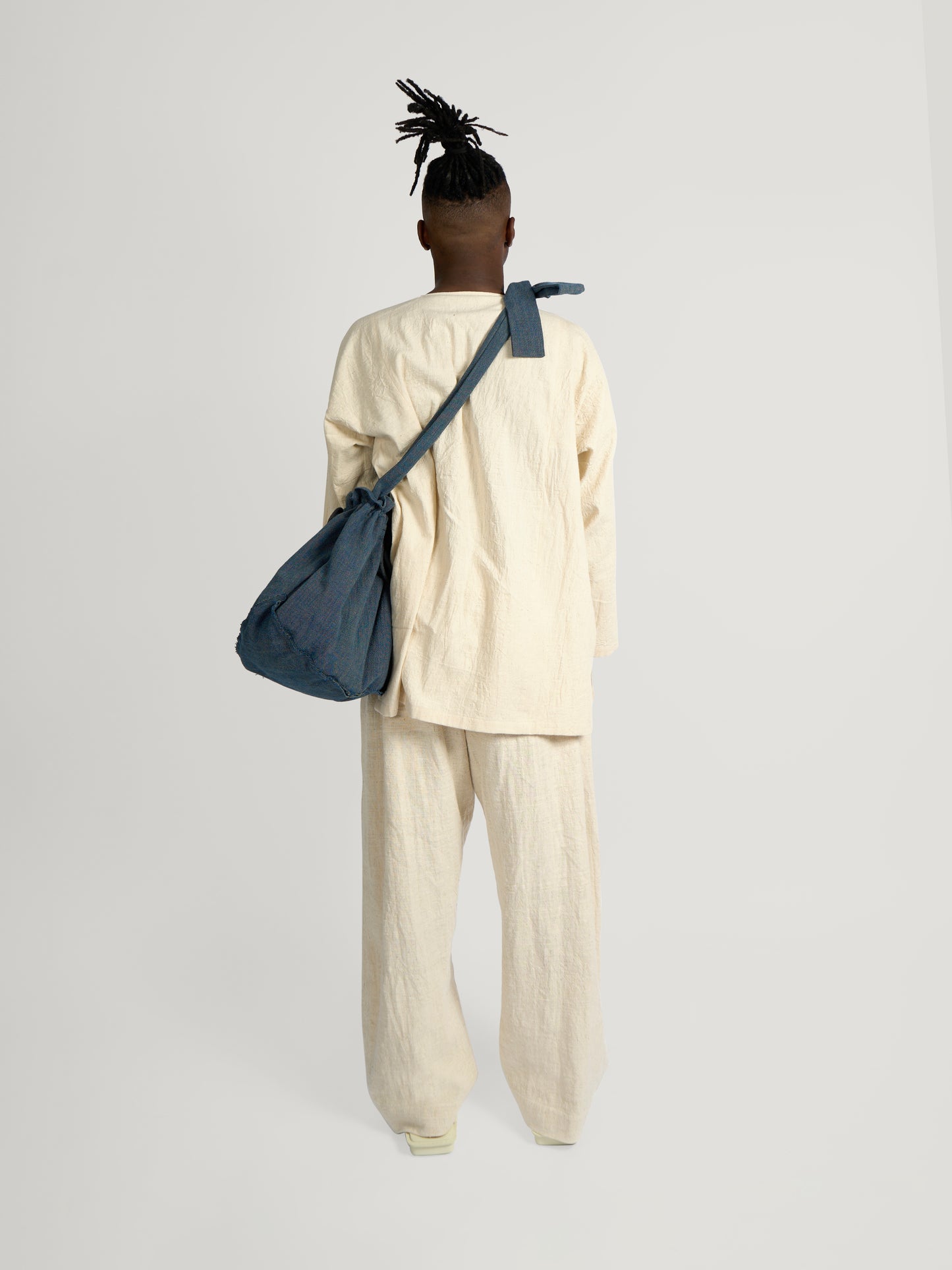 Pear Drop Bag – Marbled Shimofuri Cotton – Indigo & Pomegranate