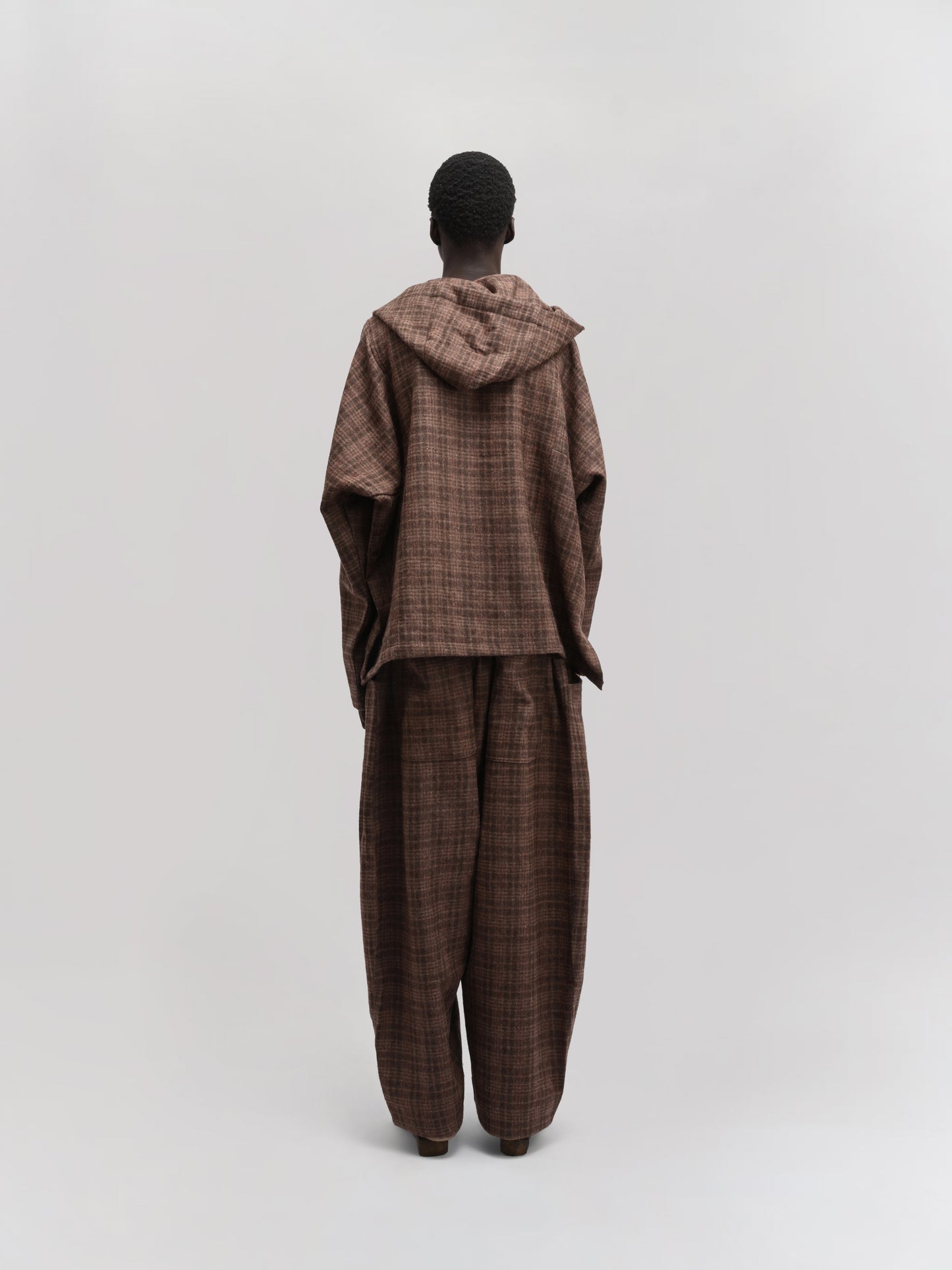 Fisherman Hoodie – Handwoven Sheep Wool – Brown